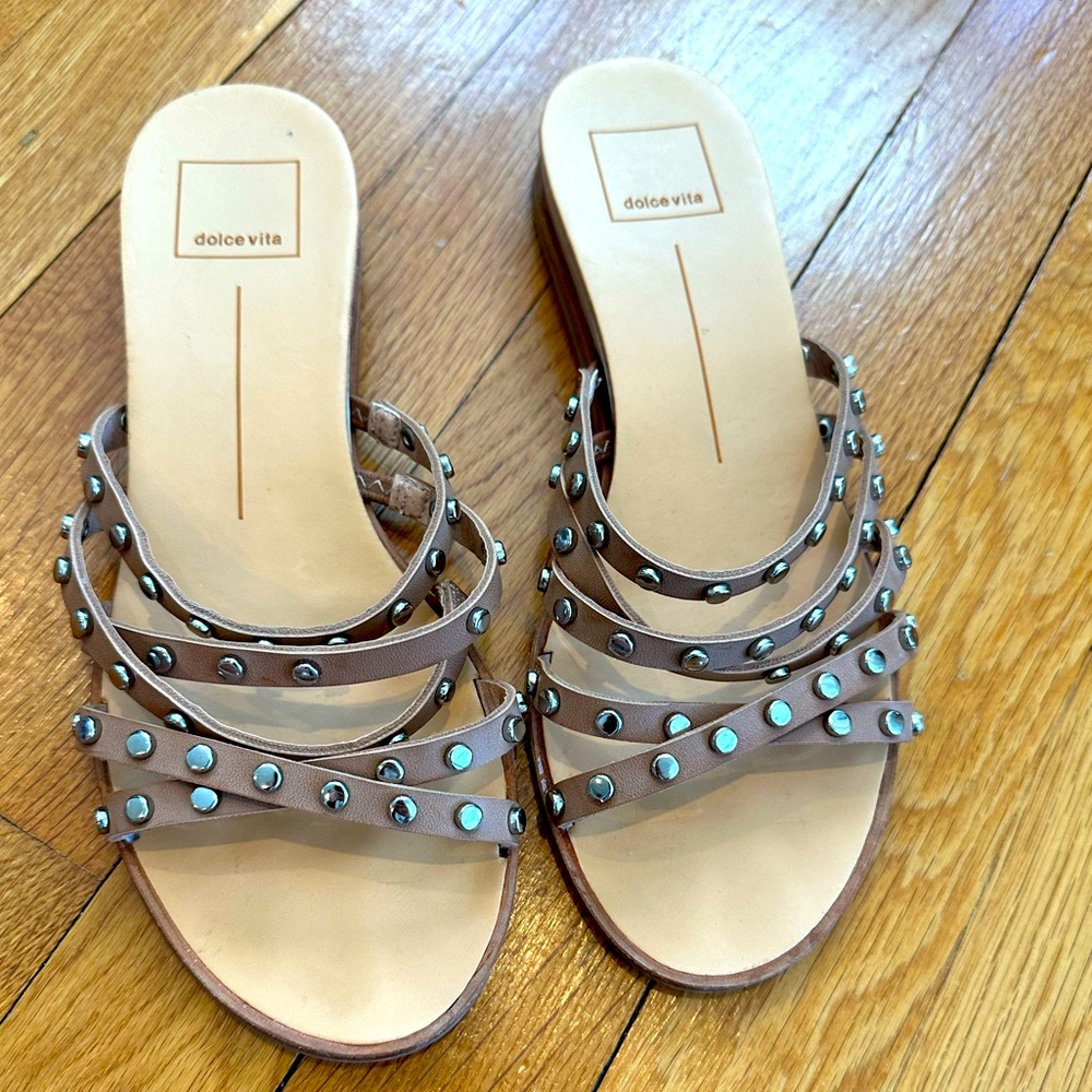 Dolce vita sandals